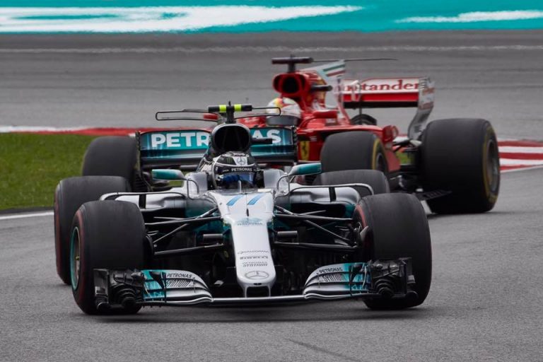 Hamilton o problemima Mercedesa na Sepangu